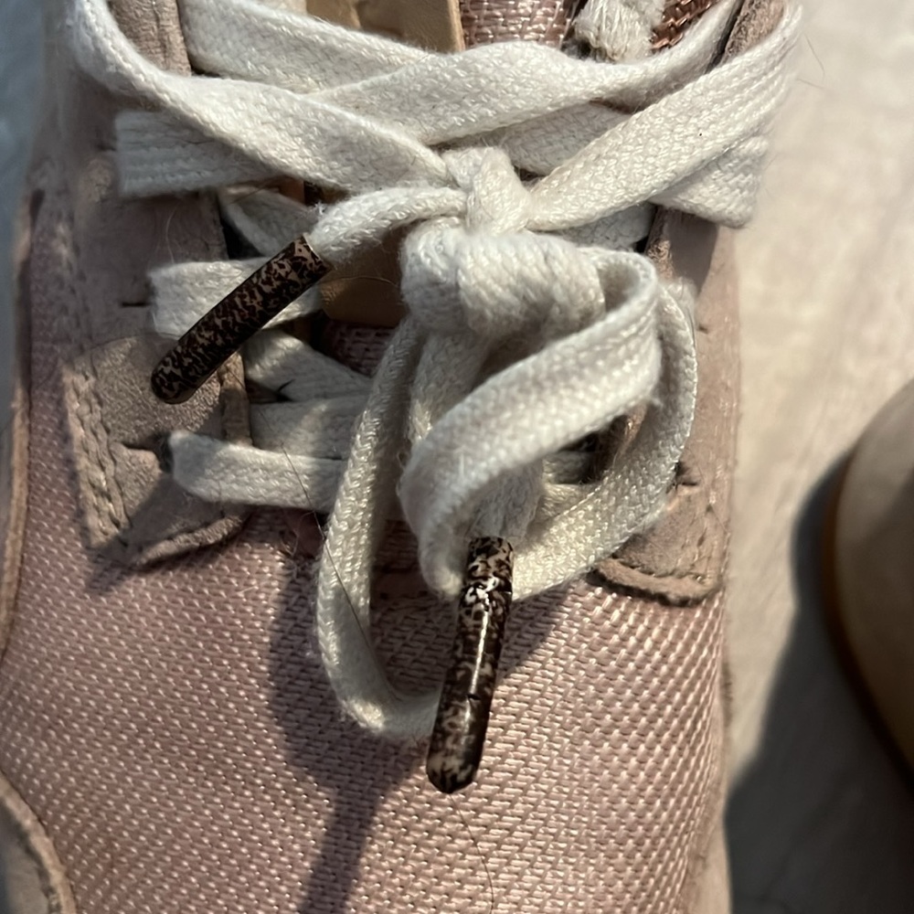 Clarks Pink, Mauve & Grey Retro Sneaker Sz 6 - Picture 10 of 16